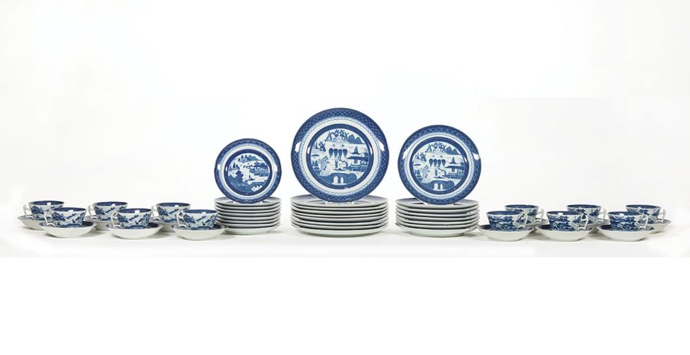 MOTTAHEDEH PORCELAIN DINNER