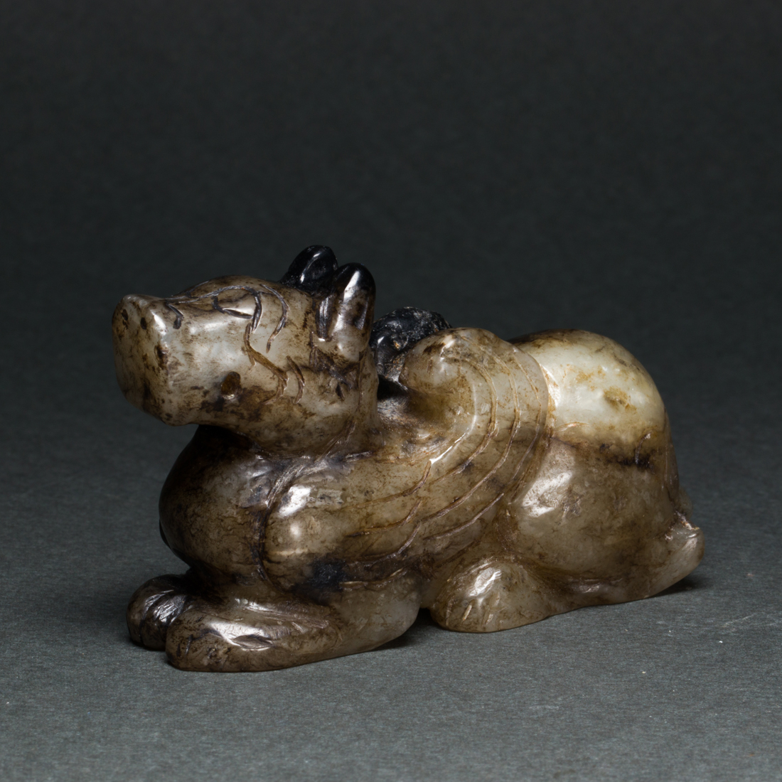 MOTTLED JADE MYTHICAL BEAST Mottled