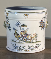 MOUSTIERS CACHE POT, FAIENCE<b