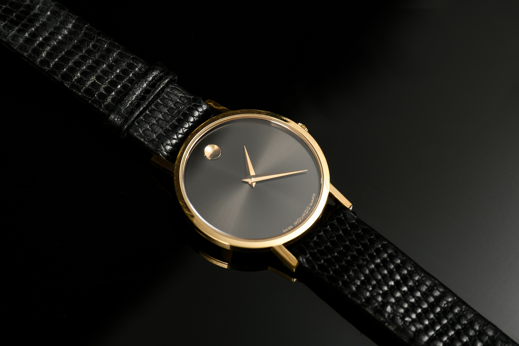 MOVADO MUSEUM QUARTZ WATCH: Classic