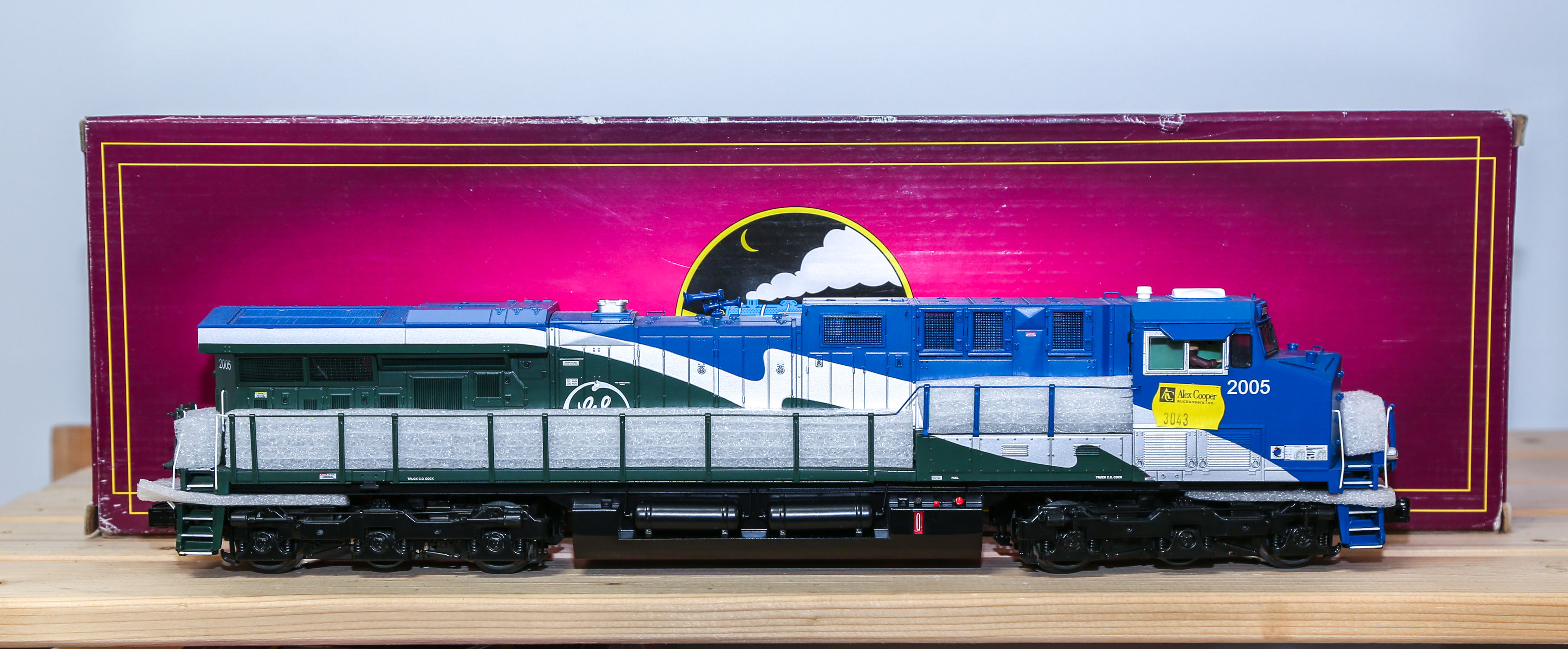 MTH "O" GAUGE ES44 AC DIESEL ENGINE