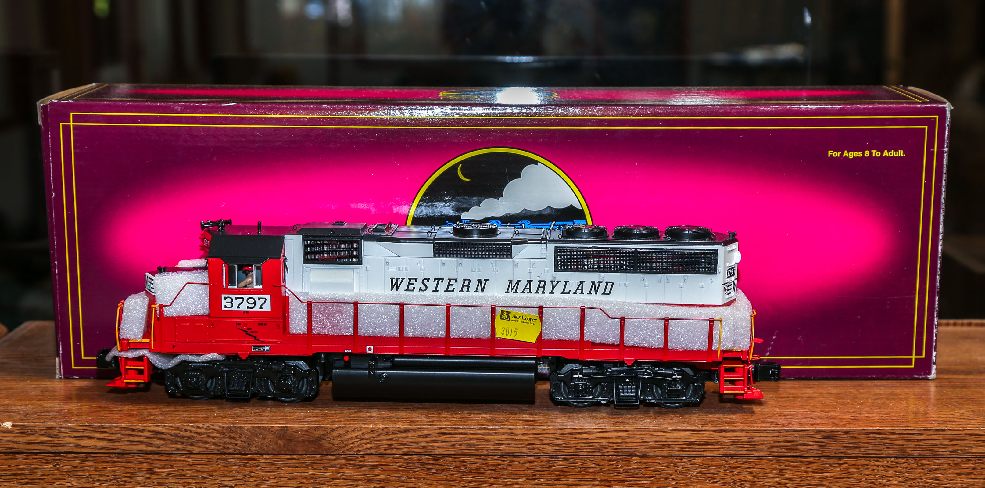 MTH "O" GAUGE GP-40 DIESEL ENGINE