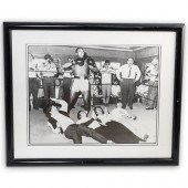 MUHAMMAD ALI SIGNED POSTER PRI
