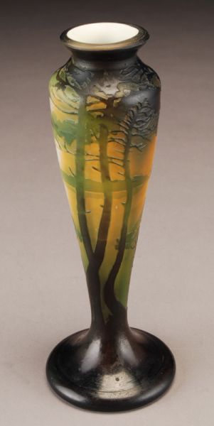 Muller Fres French cameo vase of