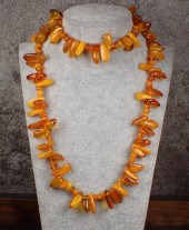MULTI COLOR AMBER BEAD NECKLAC