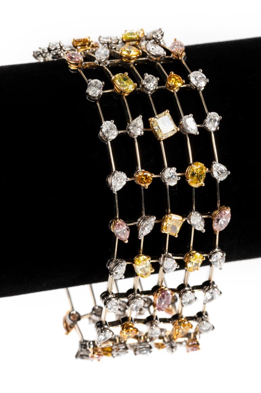 MULTI COLOR DIAMOND & 18K LATTICE