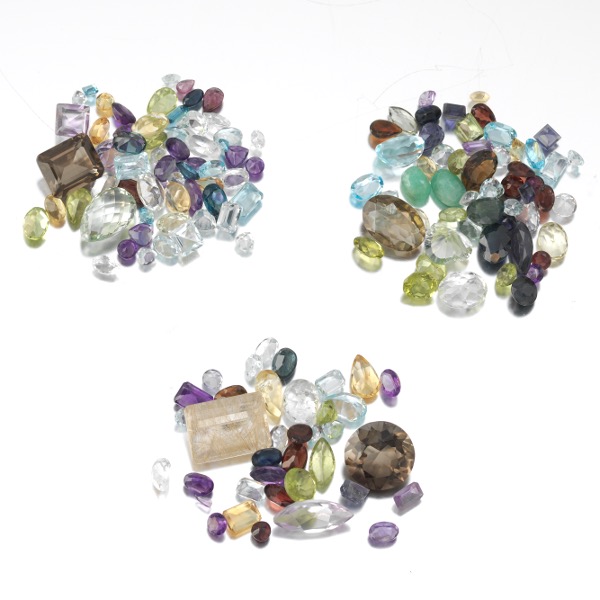 MULTI-SHAPE APPRX. 135.60 CT