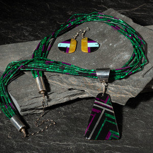 Multi-strand Necklace Featuring a