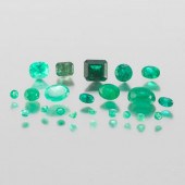 MULTIPLE UNMOUNTED 10.25 CARAT