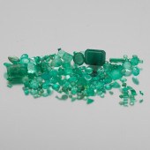 MULTIPLE UNMOUNTED EMERALD, 15