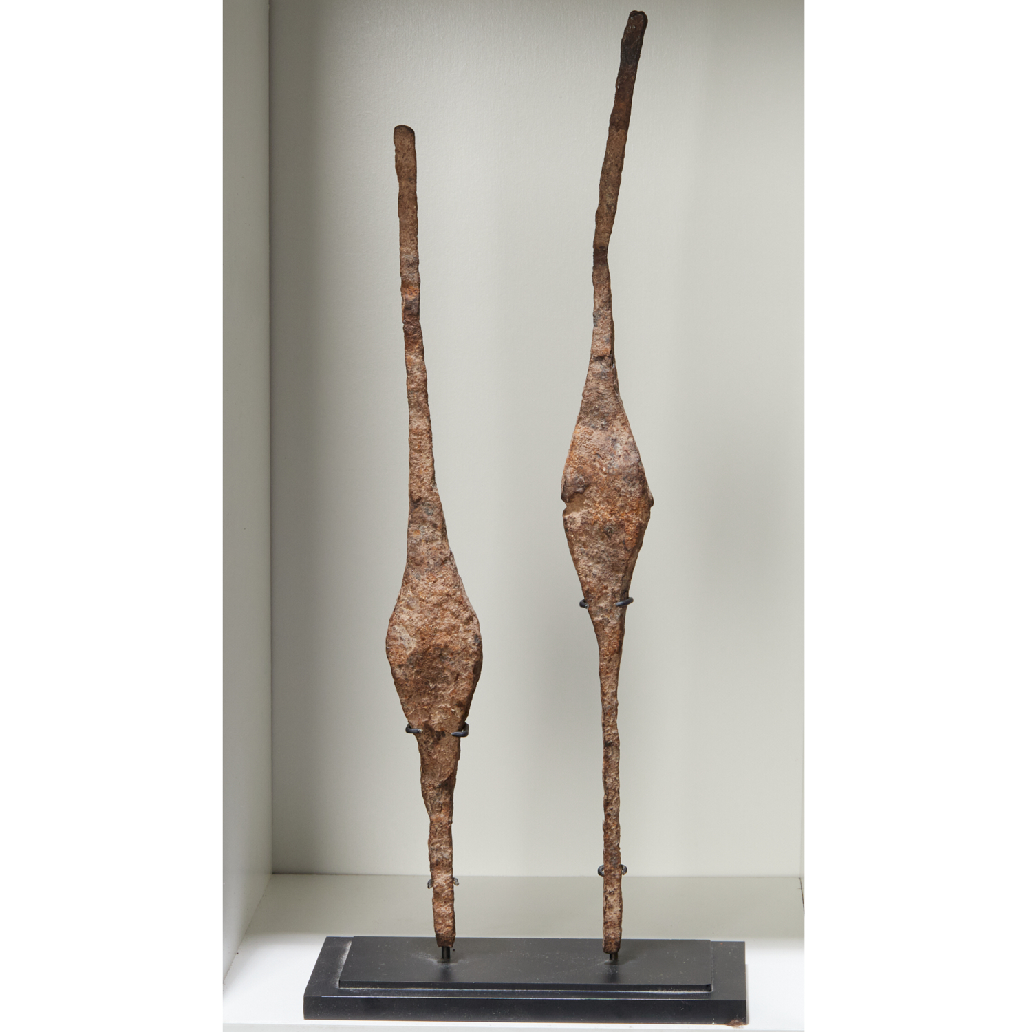 MUMUYE PEOPLES, (2) TAJERE