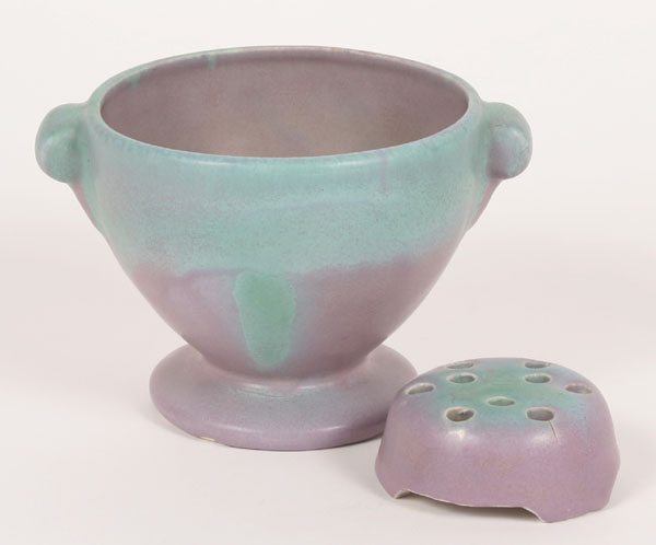 Muncie art pottery double handled