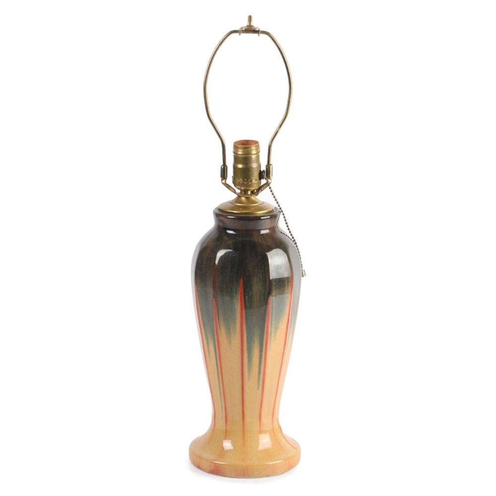 MUNCIE ART POTTERY TABLE LAMP