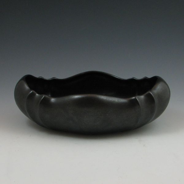 Muncie bowl in gunmetal black.