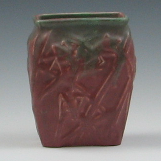 Muncie Pillow Vase marked with (die