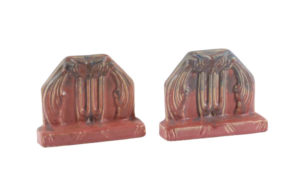MUNCIE POTTERY OWL BOOKENDS, 5” T X