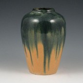 Muncie vase in Peachskin glaze