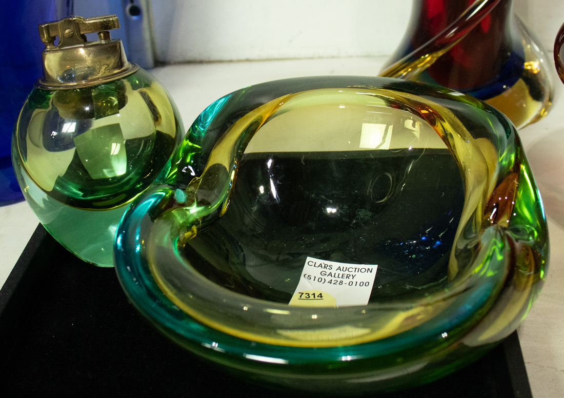 MURANO GLASS ASHTRAY AND LIGHTER