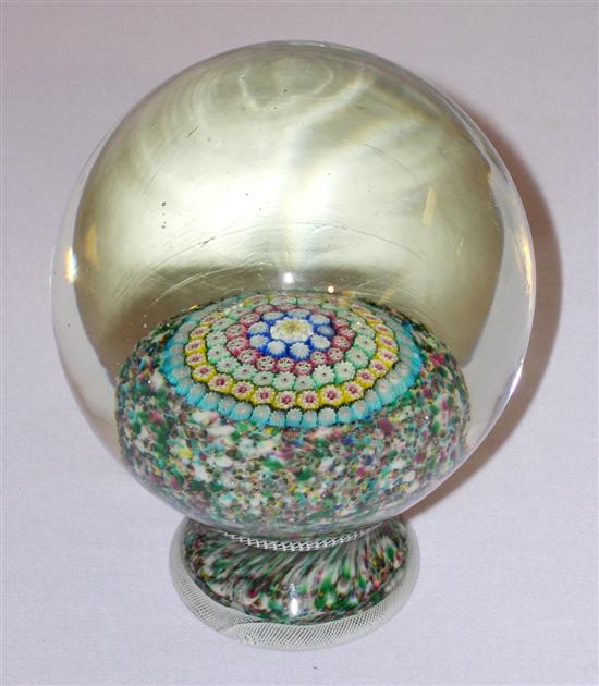 Murano pedestal paperweight 