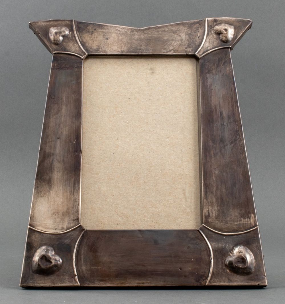 MURRLE, BENNETT & CO.  ARTS &