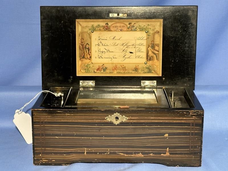 MUSIC BOX, DECORATED BOX WITH