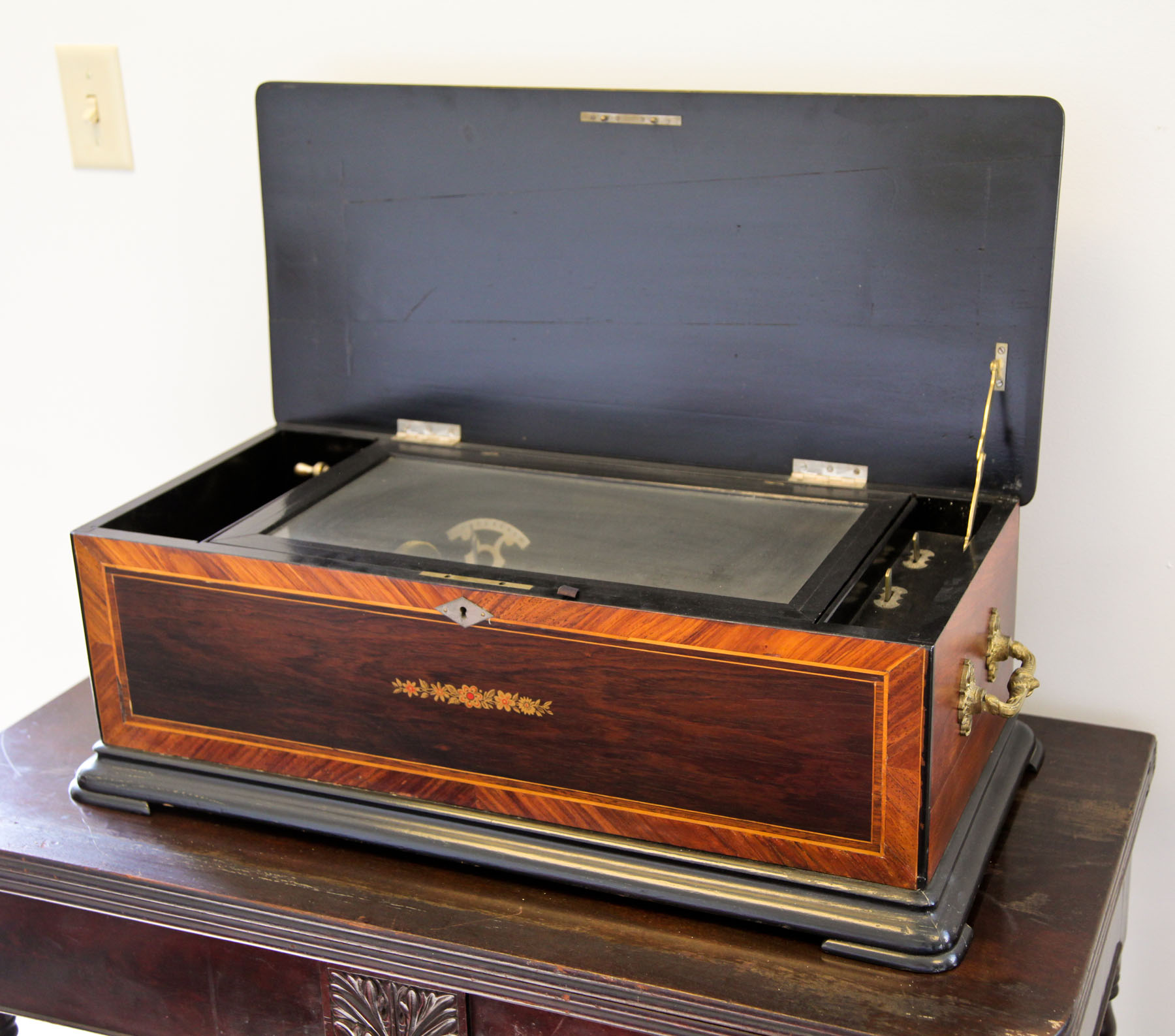 MUSIC BOX.  Switzerland  late
