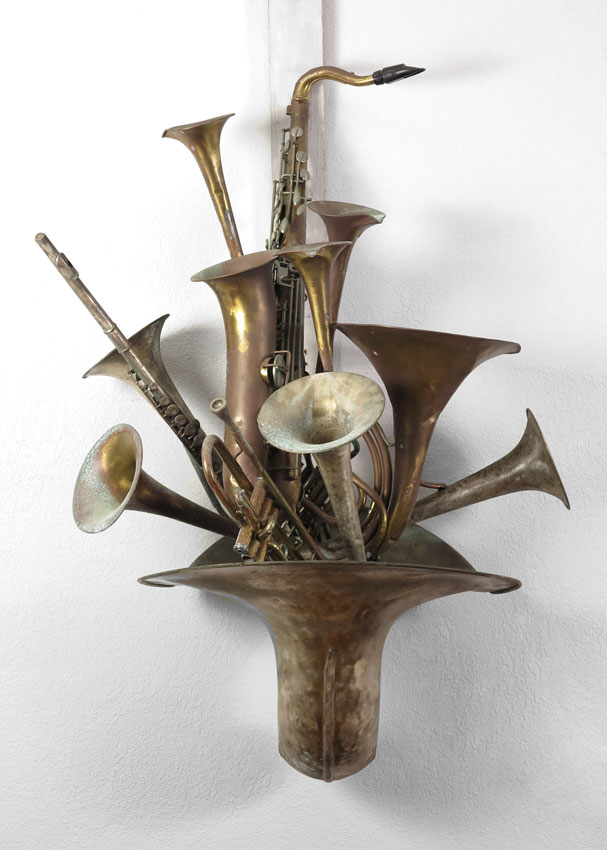 MUSICAL INSTRUMENT WALL FOUNTAIN: A