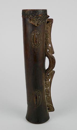 MUSSIM CARVED WOOD FINGER