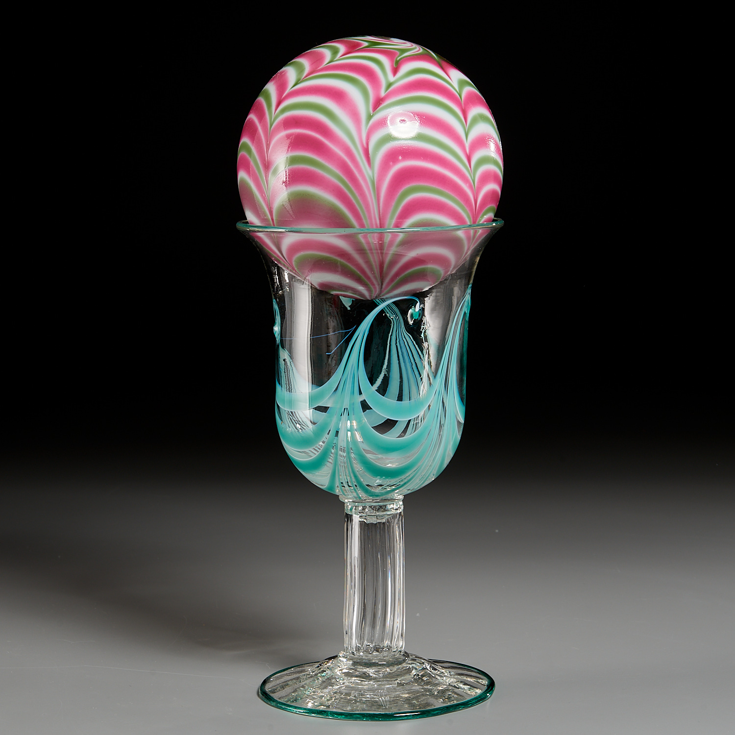 NAILSEA MARBRIE GLASS WITCH BALL ON