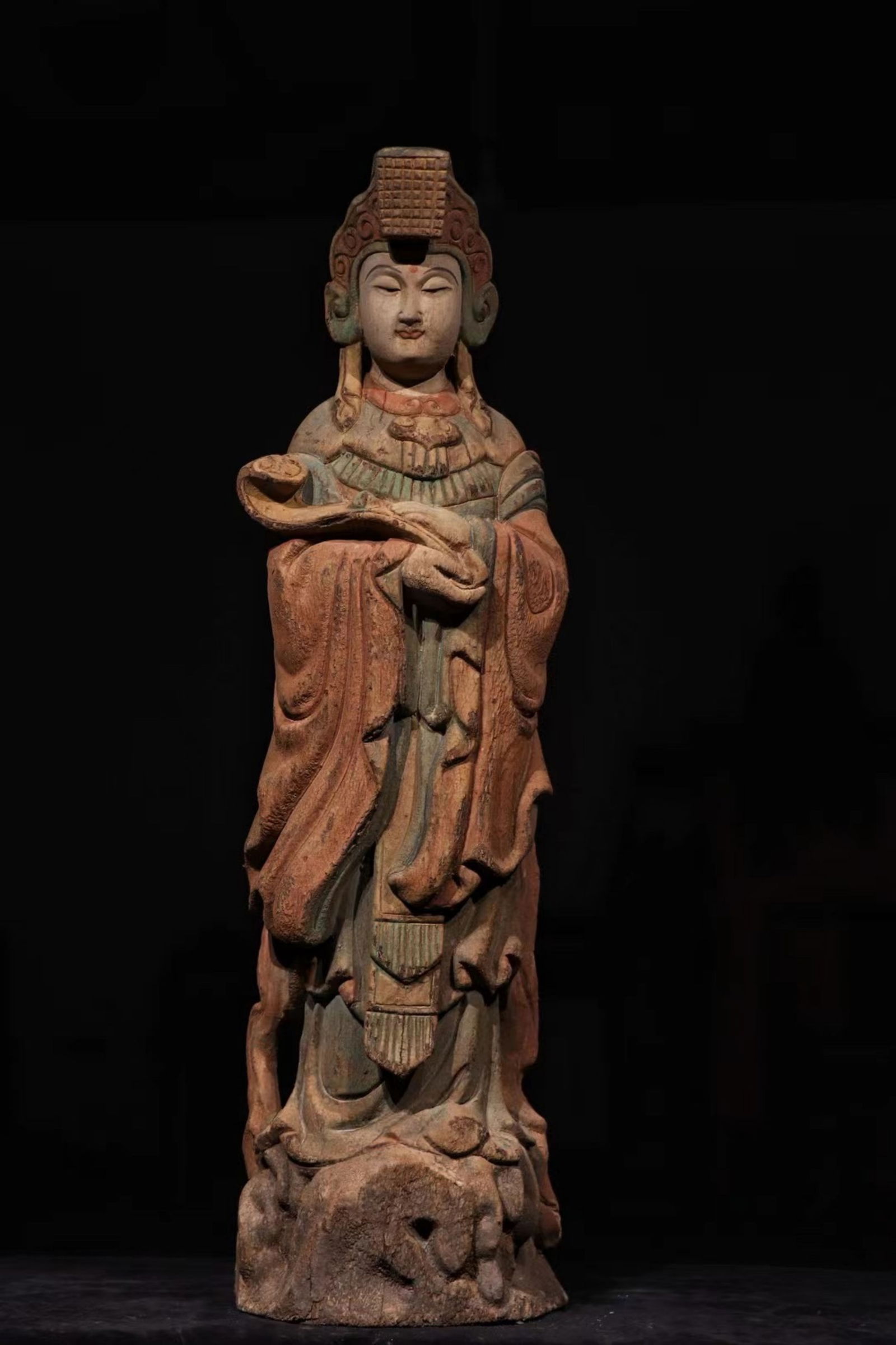 NANMU WOOD COLORED PAINTING MAZU