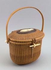 NANTUCKET BASKET PURSE BY STEP