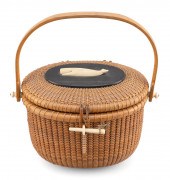 NANTUCKET BASKET PURSE BY STEP