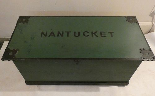 NANTUCKET SEA CHESTOld painted wood