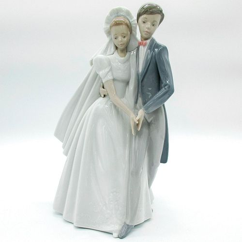 NAO BY LLADRO FIGURINE,