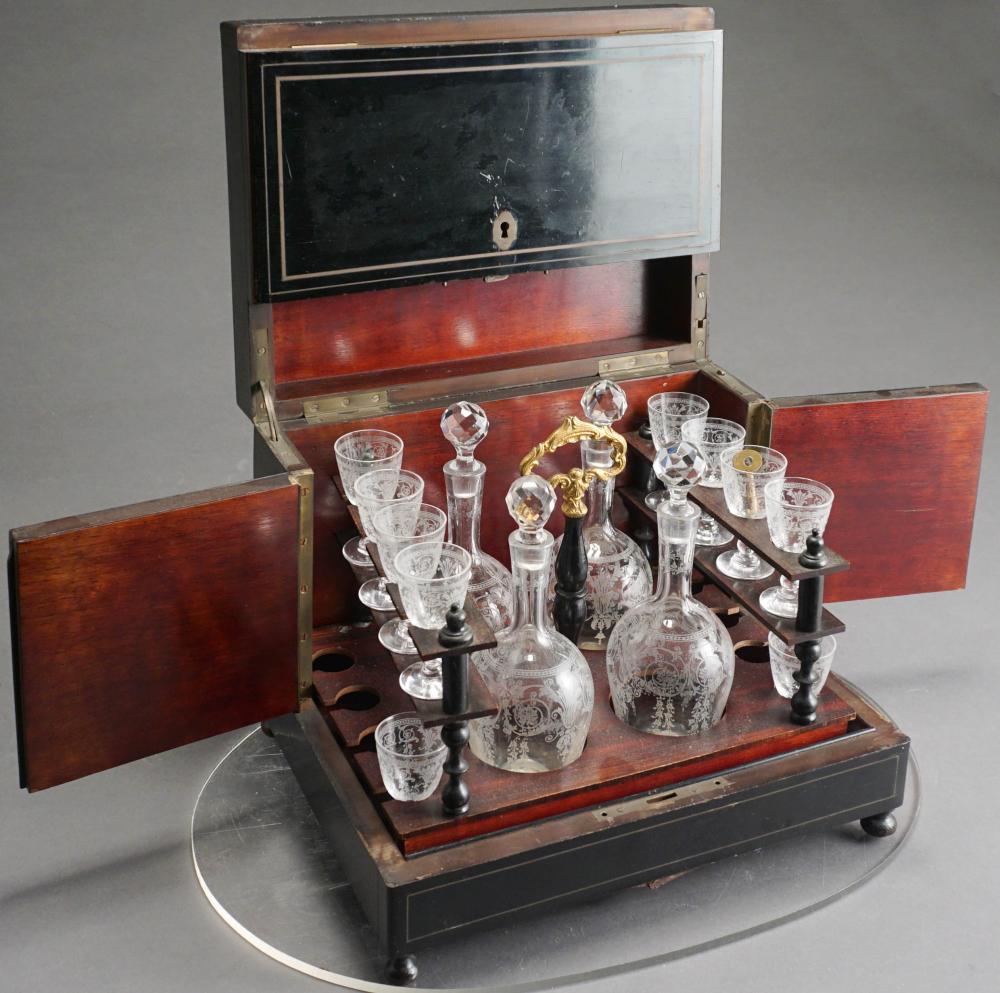 NAPOLEON III ETCHED CRYSTAL