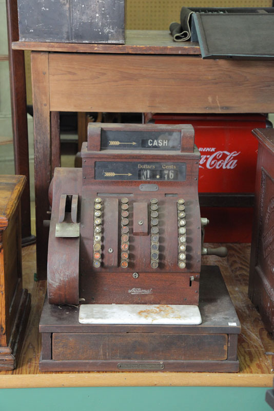 NATIONAL CASH REGISTER. #842  S/N