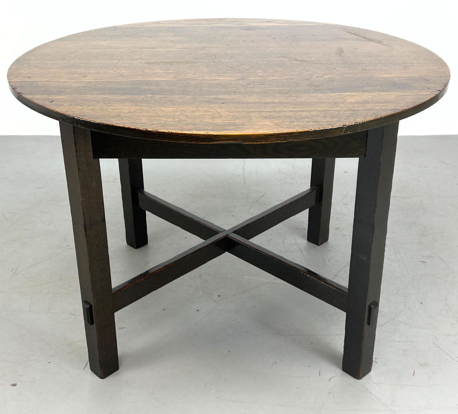 National furniture Oak round