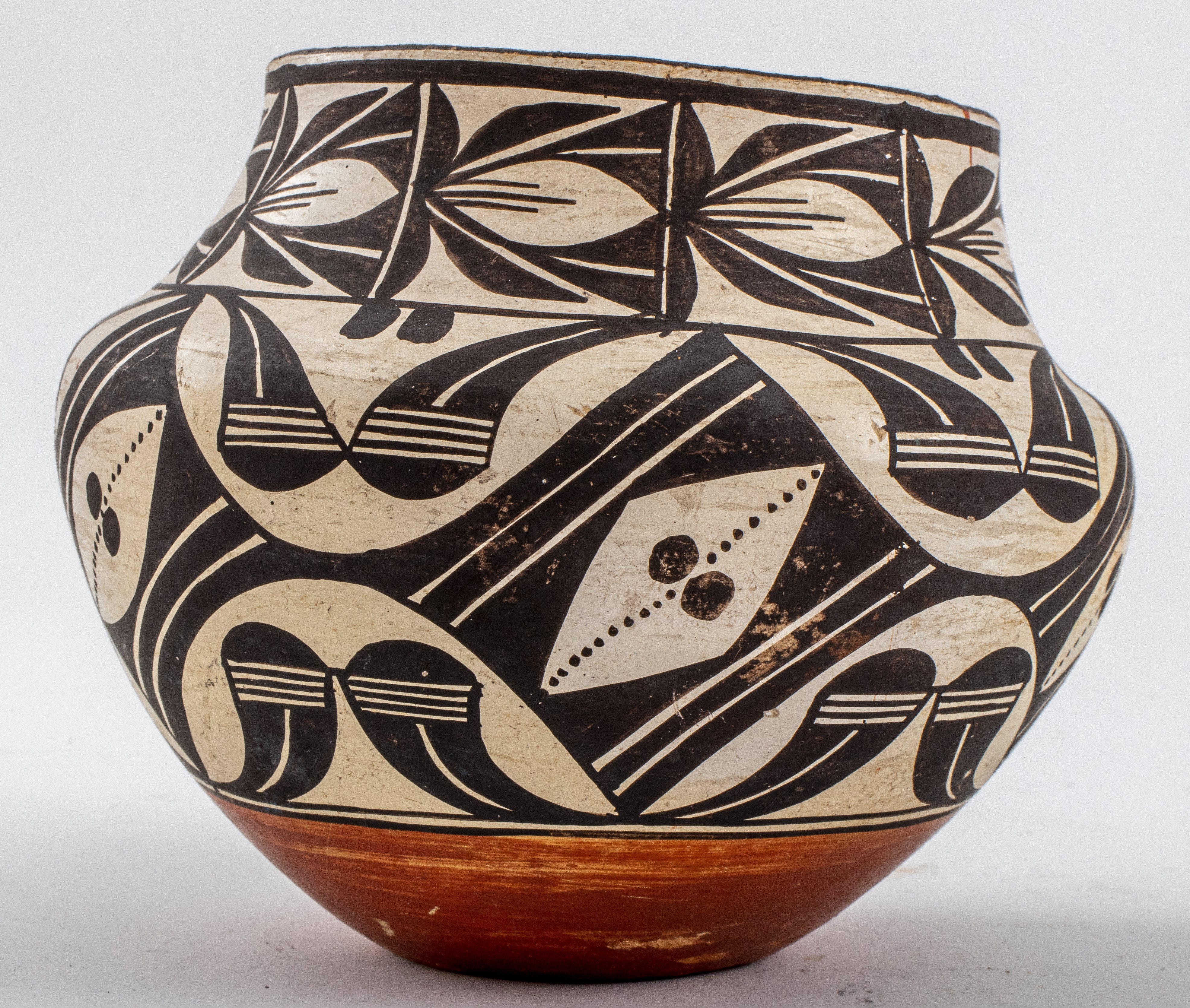NATIVE AMERICAN ACOMA PUEBLO