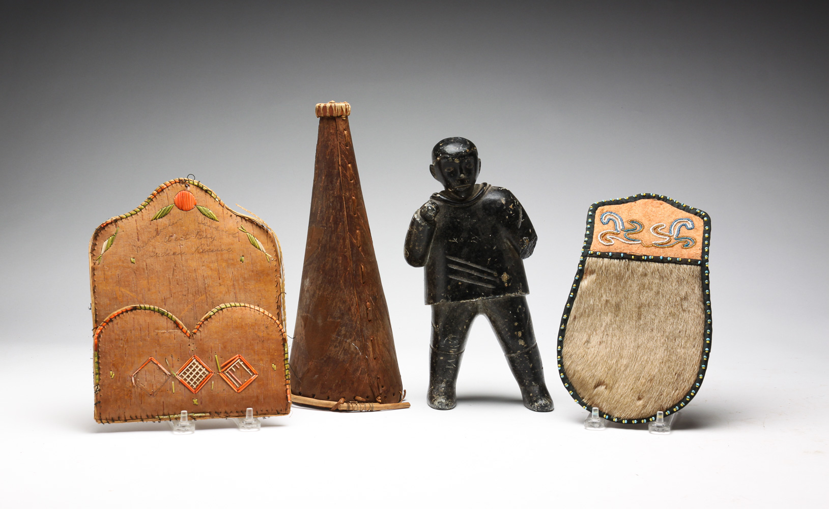 NATIVE AMERICAN AND INUIT ITEMS.
