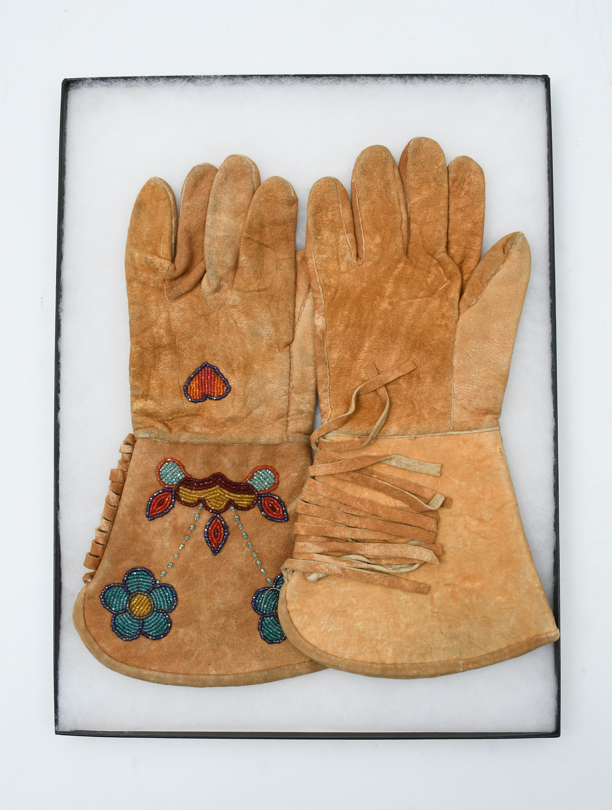 NATIVE AMERICAN BEADED LEATHER
