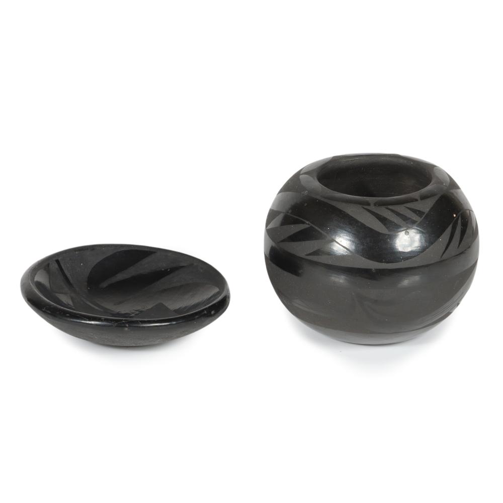 NATIVE AMERICAN BLACKWARE 2PC
