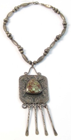 NATIVE AMERICAN INDIAN NECKLACE