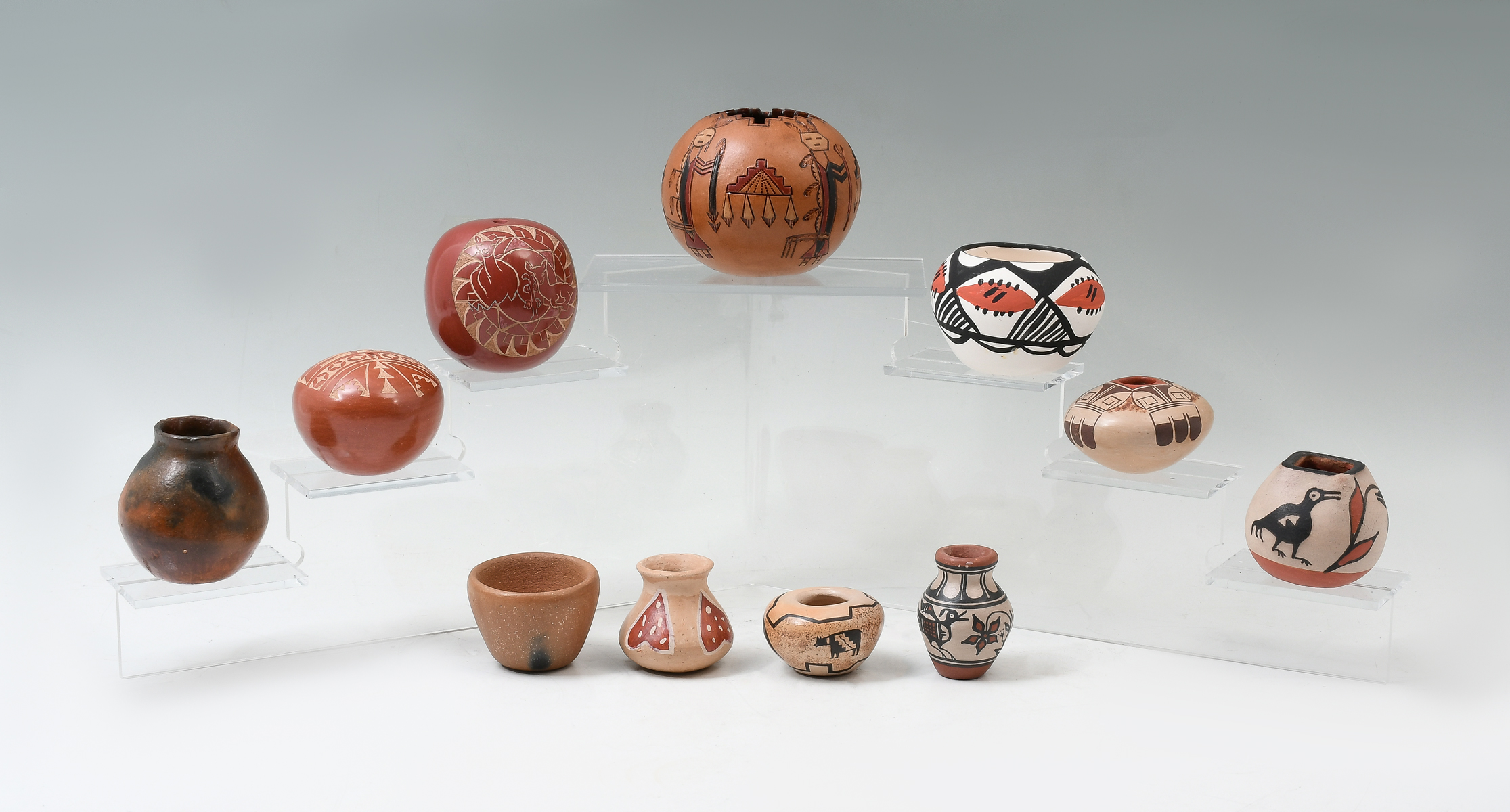 NATIVE AMERICAN MINIATURE POTTERY