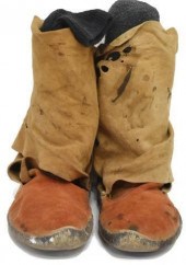 NATIVE AMERICAN NAVAJO HIDE MO
