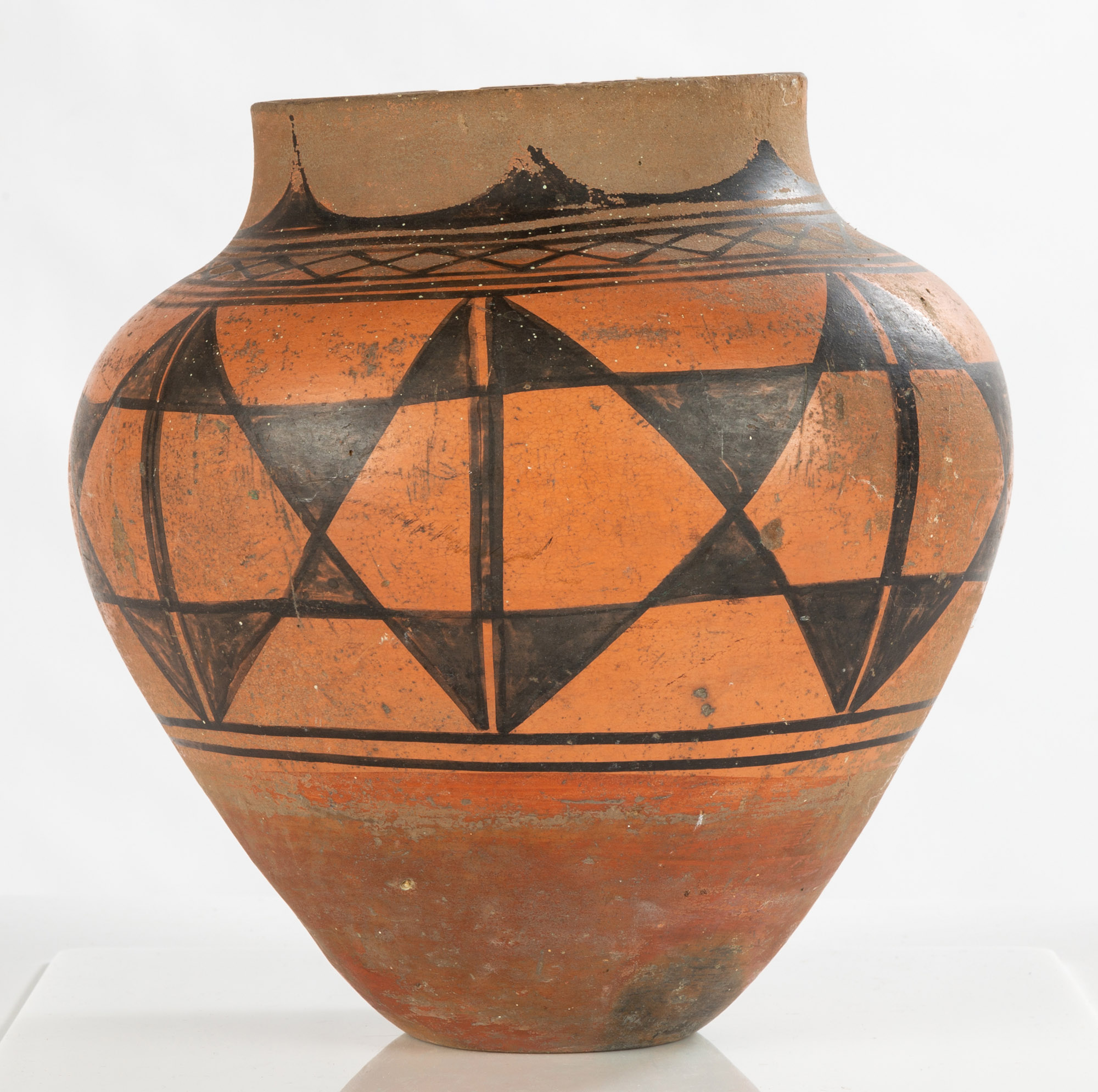 NATIVE AMERICAN OLLA POT circa