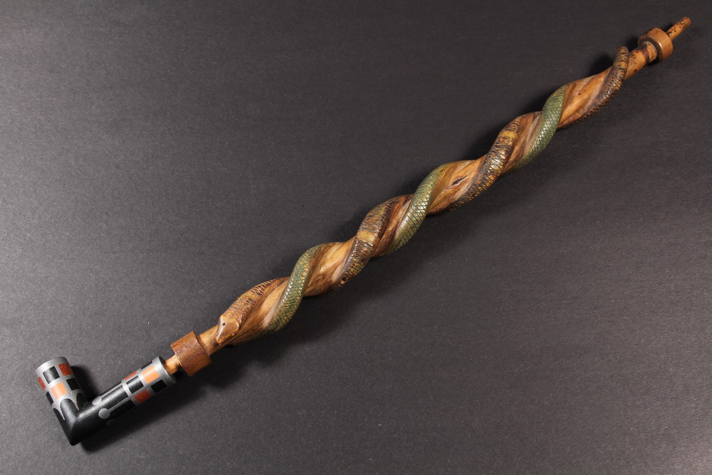 NATIVE AMERICAN PEACE PIPE -