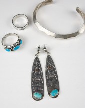 NATIVE AMERICAN STYLE JEWELRYS