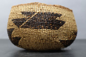 NATIVE AMERICAN STYLE WOVEN NA