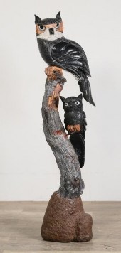NATURALISTIC LAPIDARY OWL SCUL