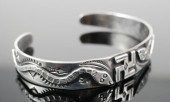 NAVAJO COIN SILVER SWASTIKA CU